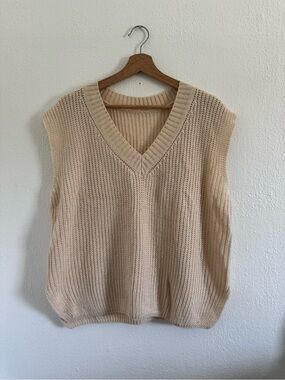 Sleeveless V-Neck Knit Sweater Vest in Beige